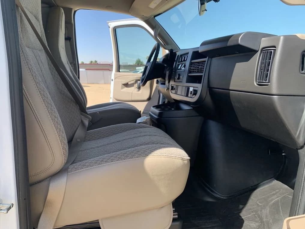Chevrolet Express Cargo Van Work Van RWD 2500 135" 2026 — side view