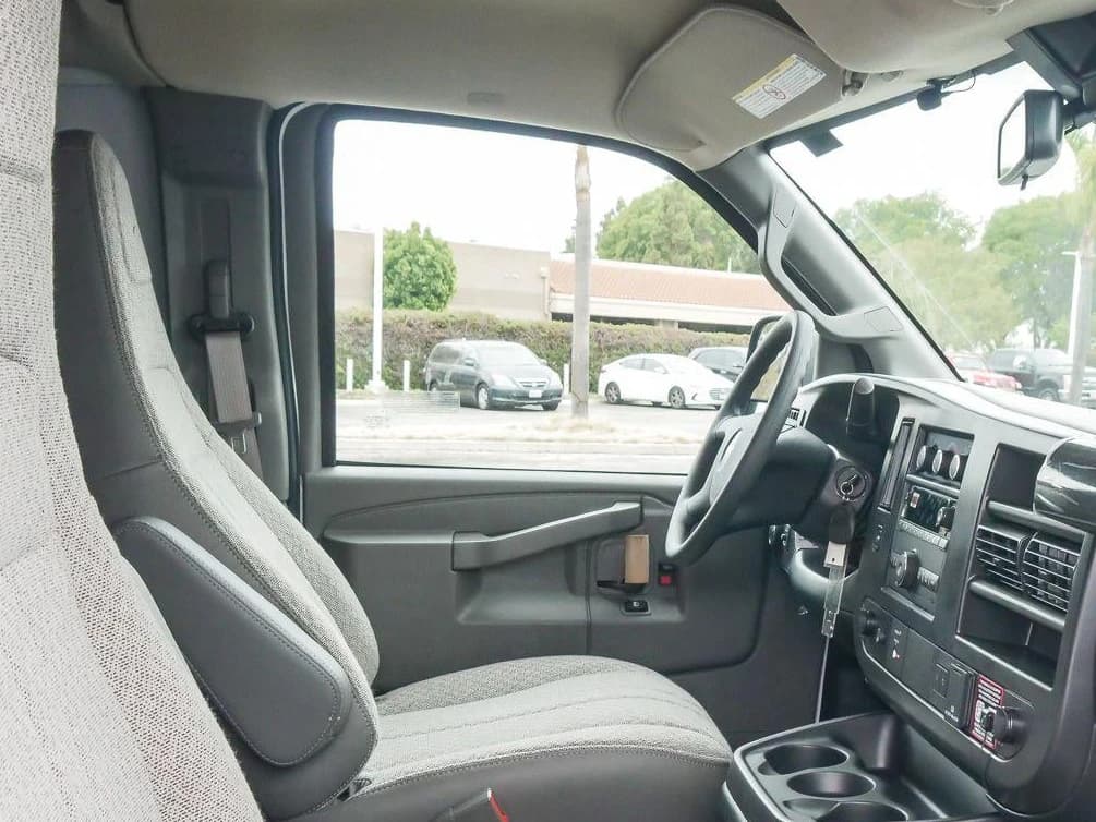 Chevrolet Express Cargo Van Work Van RWD 2500 155" 2026 — side view
