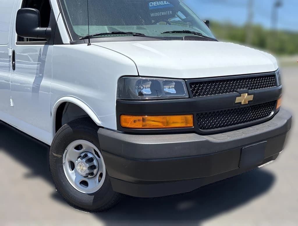 Chevrolet Express Cargo Van Work Van RWD 2500 155" 2026 — side view