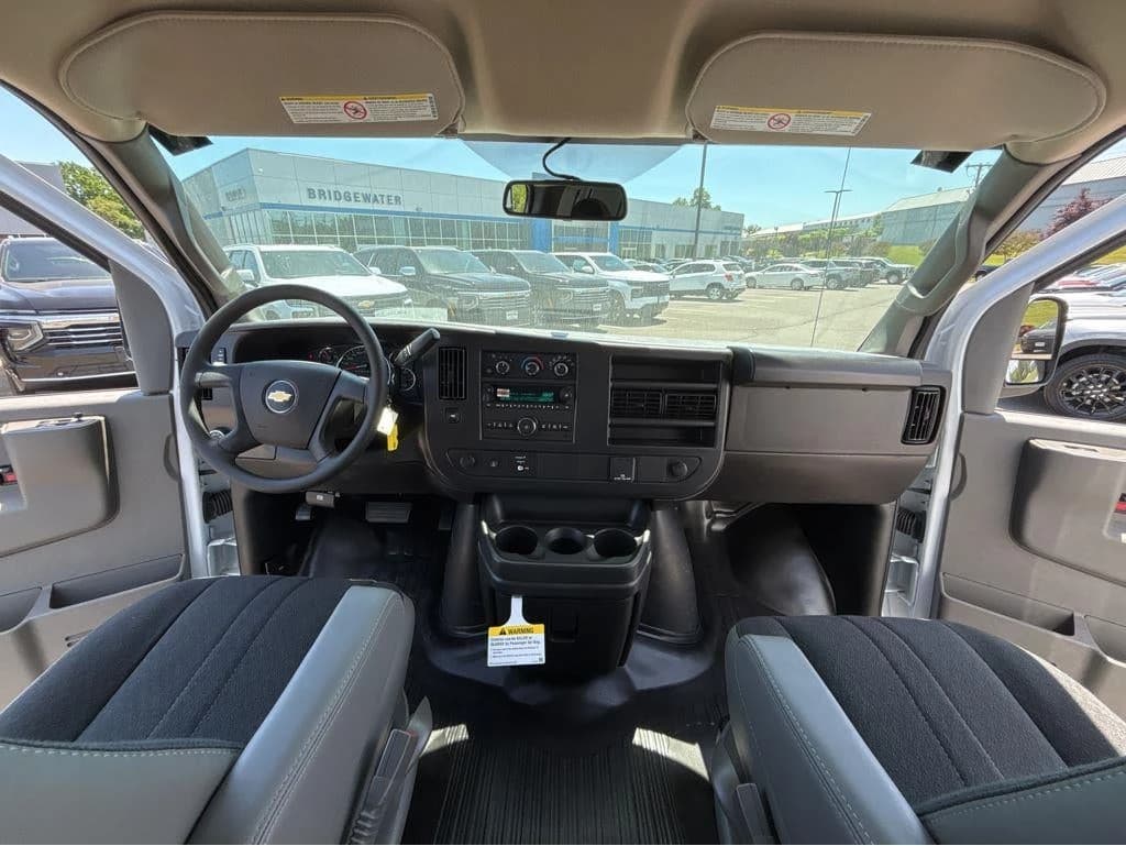 Chevrolet Express Cargo Van Work Van RWD 2500 155" 2026 — side view