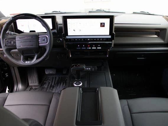 GMC HUMMER EV SUV 3X e4WD 4dr 2025 — side view