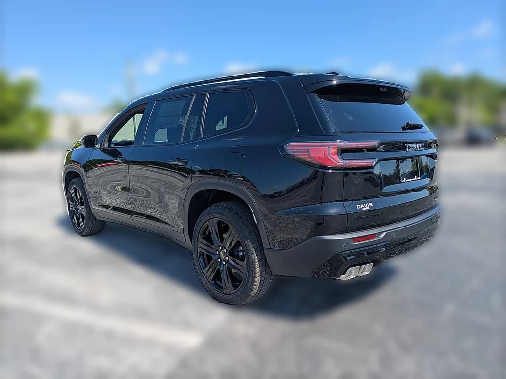 GMC Acadia FWD Elevation 4dr 2026 — side view