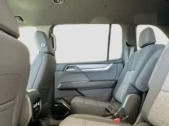 GMC Acadia FWD Elevation 4dr 2026 — side view