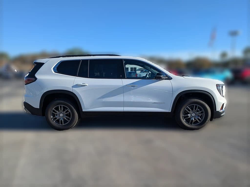 GMC Acadia FWD Elevation 4dr 2026 — side view