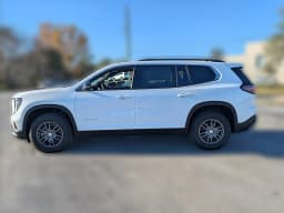 GMC Acadia FWD Elevation 4dr 2026 — side view
