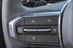 GMC Acadia FWD Elevation 4dr 2026 — side view