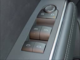 GMC Acadia FWD Elevation 4dr 2026 — side view