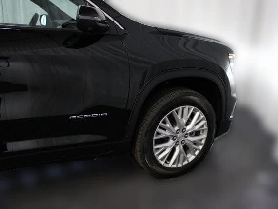 GMC Acadia FWD Elevation 4dr 2026 — side view