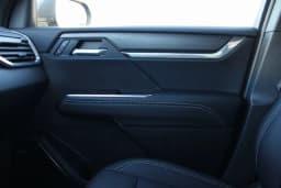 GMC Acadia FWD Elevation 4dr 2026 — side view