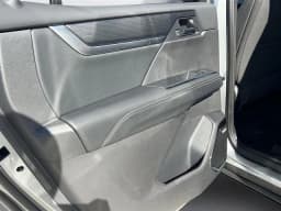 GMC Acadia FWD Elevation 4dr 2026 — side view