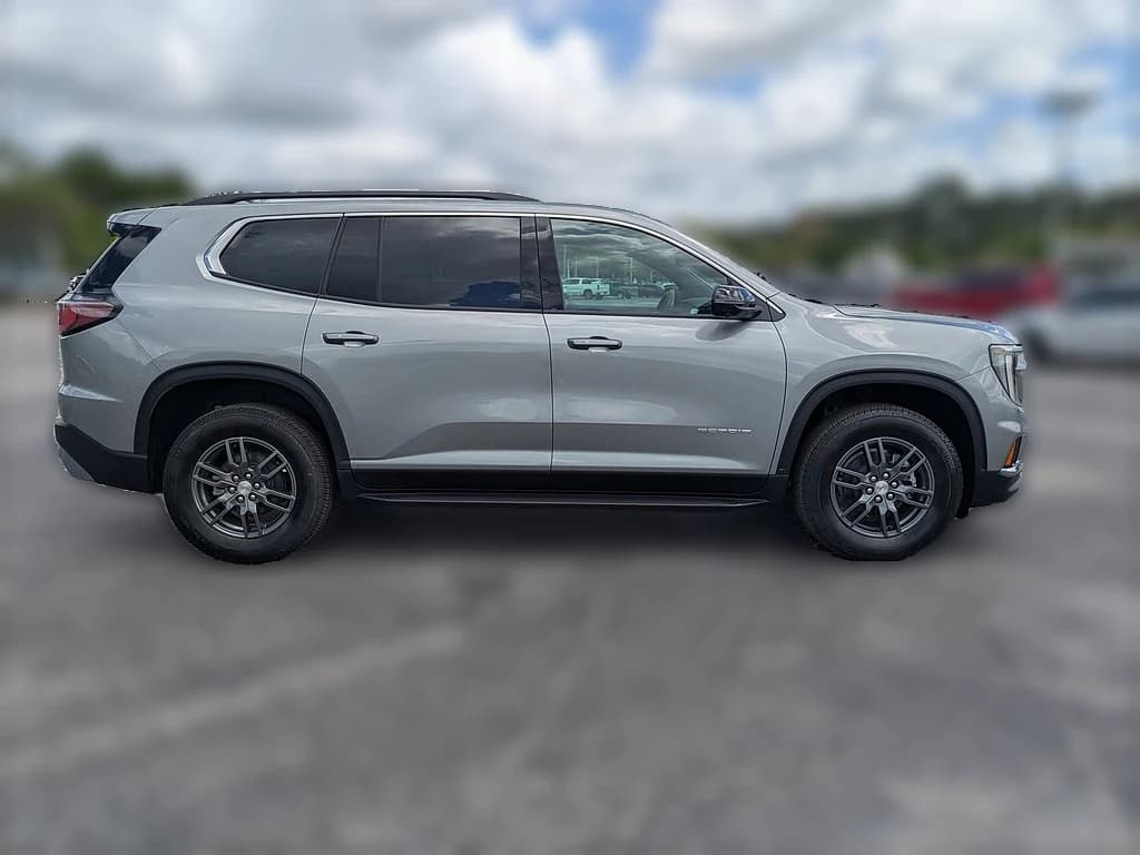 GMC Acadia FWD Elevation 4dr 2026 — side view