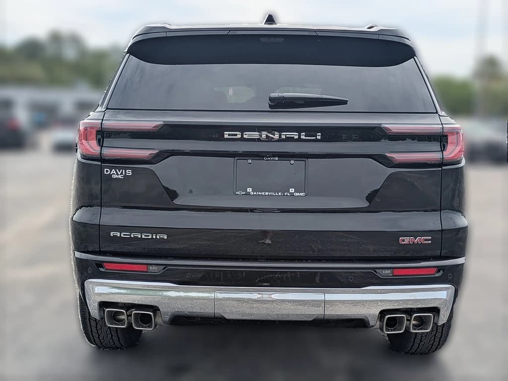 GMC Acadia FWD Denali 4dr 2026 — side view