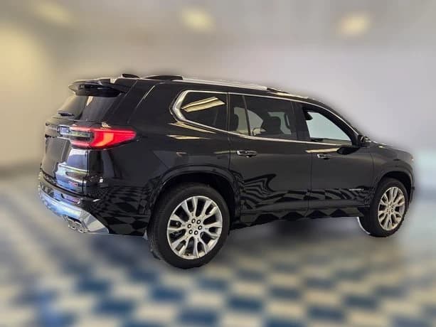 GMC Acadia FWD Denali 4dr 2026 — side view