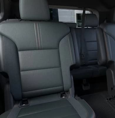 GMC Acadia AWD AT4 4dr 2026 — side view