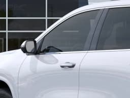 GMC Acadia AWD Denali 4dr 2026 — side view