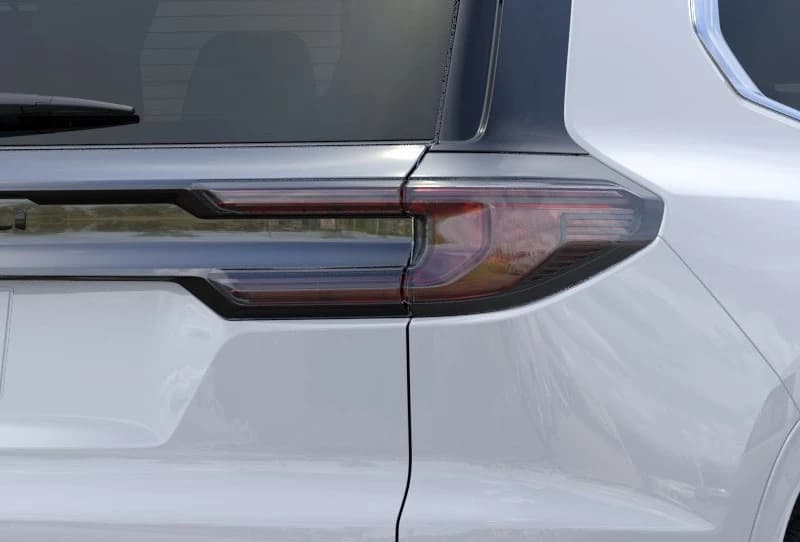 GMC Acadia FWD Denali Ultimate 4dr 2026 — side view