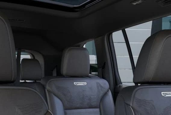 GMC Acadia AWD Denali Ultimate 4dr 2026 — side view
