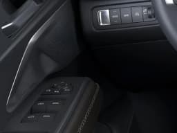 GMC Acadia AWD Denali Ultimate 4dr 2026 — side view
