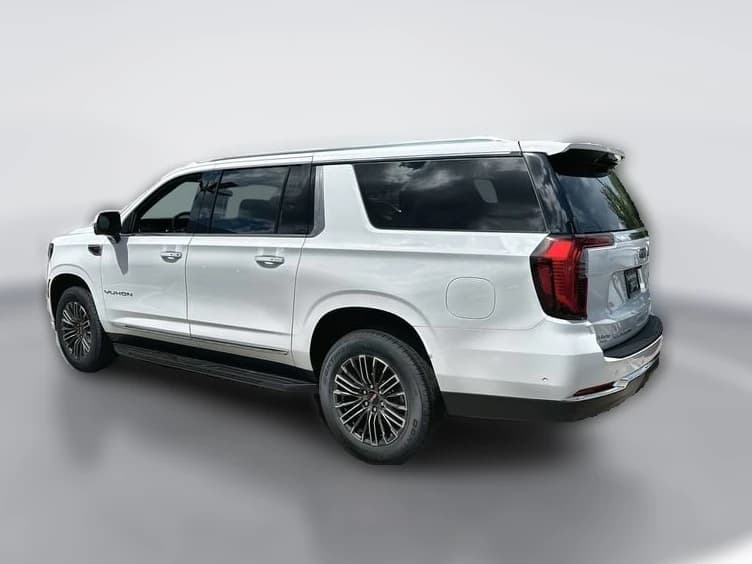 GMC Yukon XL Elevation 2WD 4dr 2026 — side view