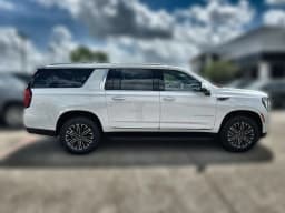 GMC Yukon XL Elevation 2WD 4dr 2026 — side view