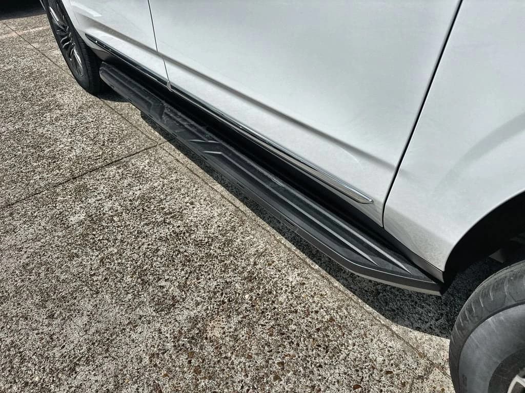 GMC Yukon XL Elevation 2WD 4dr 2026 — side view