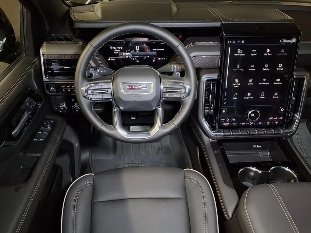 GMC Yukon XL Elevation 2WD 4dr 2026 — side view