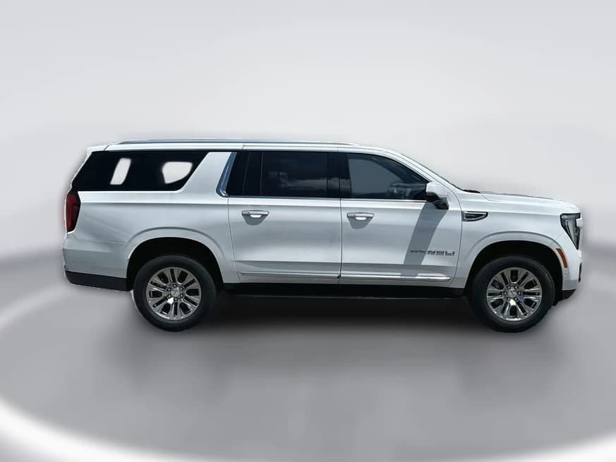 GMC Yukon XL Denali 2WD 4dr 2026 — side view