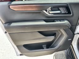 GMC Yukon XL Denali 2WD 4dr 2026 — side view