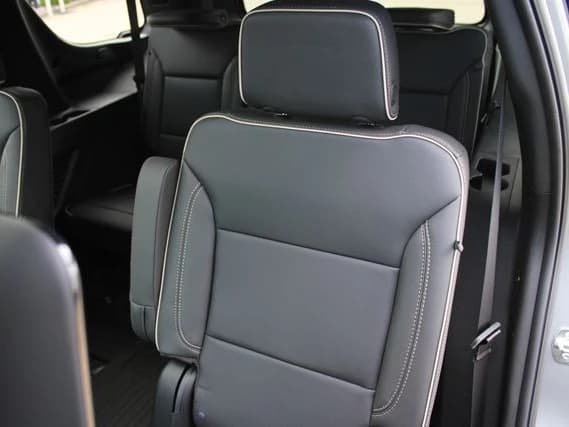 GMC Yukon Elevation 4WD 4dr 2026 — side view