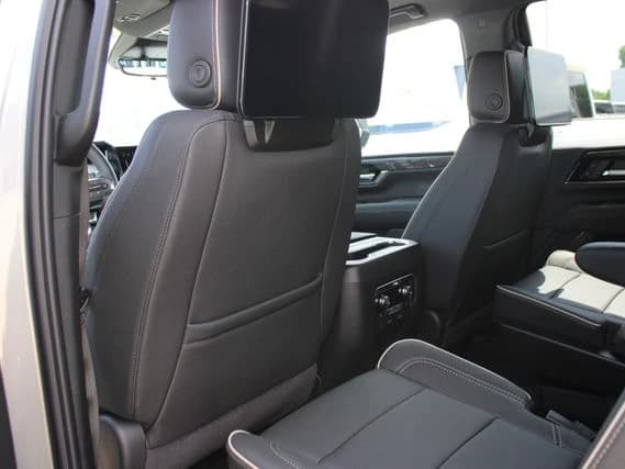 GMC Yukon Elevation 4WD 4dr 2026 — side view