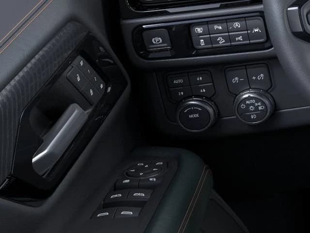 GMC Yukon AT4 4WD 4dr 2026 — side view