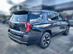 GMC Yukon AT4 4WD 4dr 2026 — side view