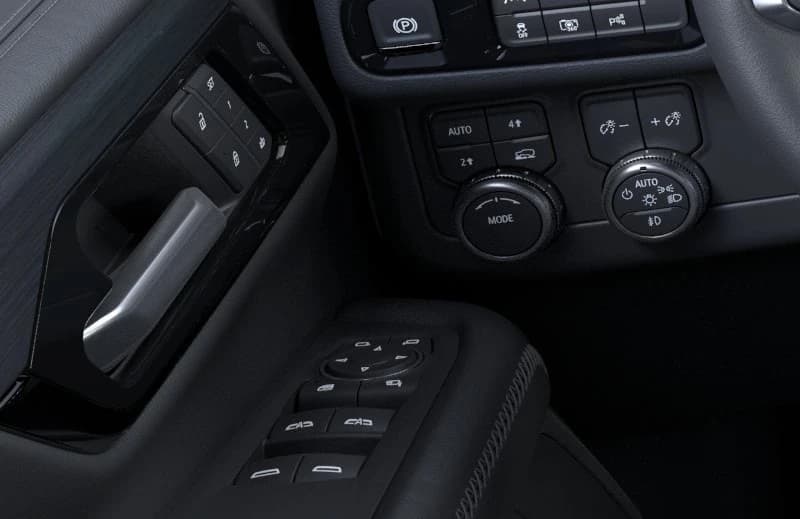 GMC Yukon Denali 4WD 4dr 2026 — side view