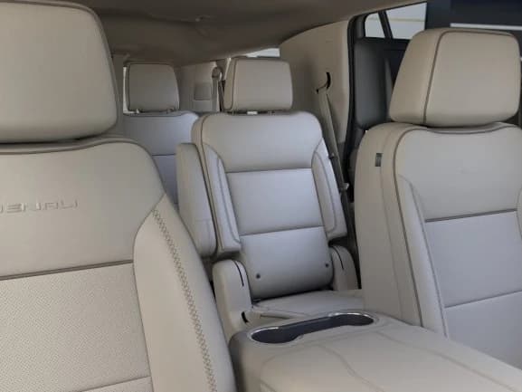 GMC Yukon Denali 4WD 4dr 2027 — side view
