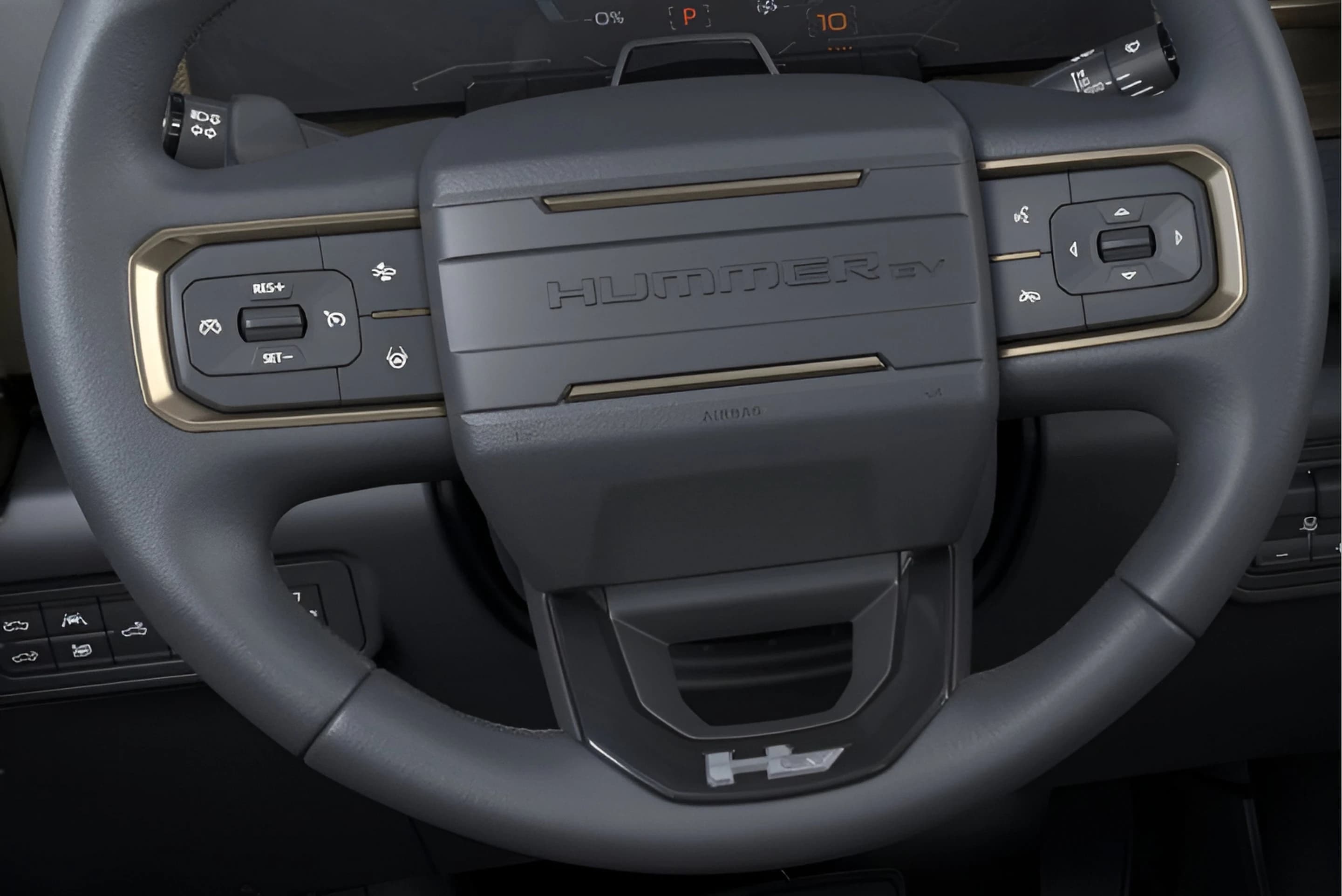 GMC HUMMER EV SUV 2X e4WD 4dr 2025 — side view