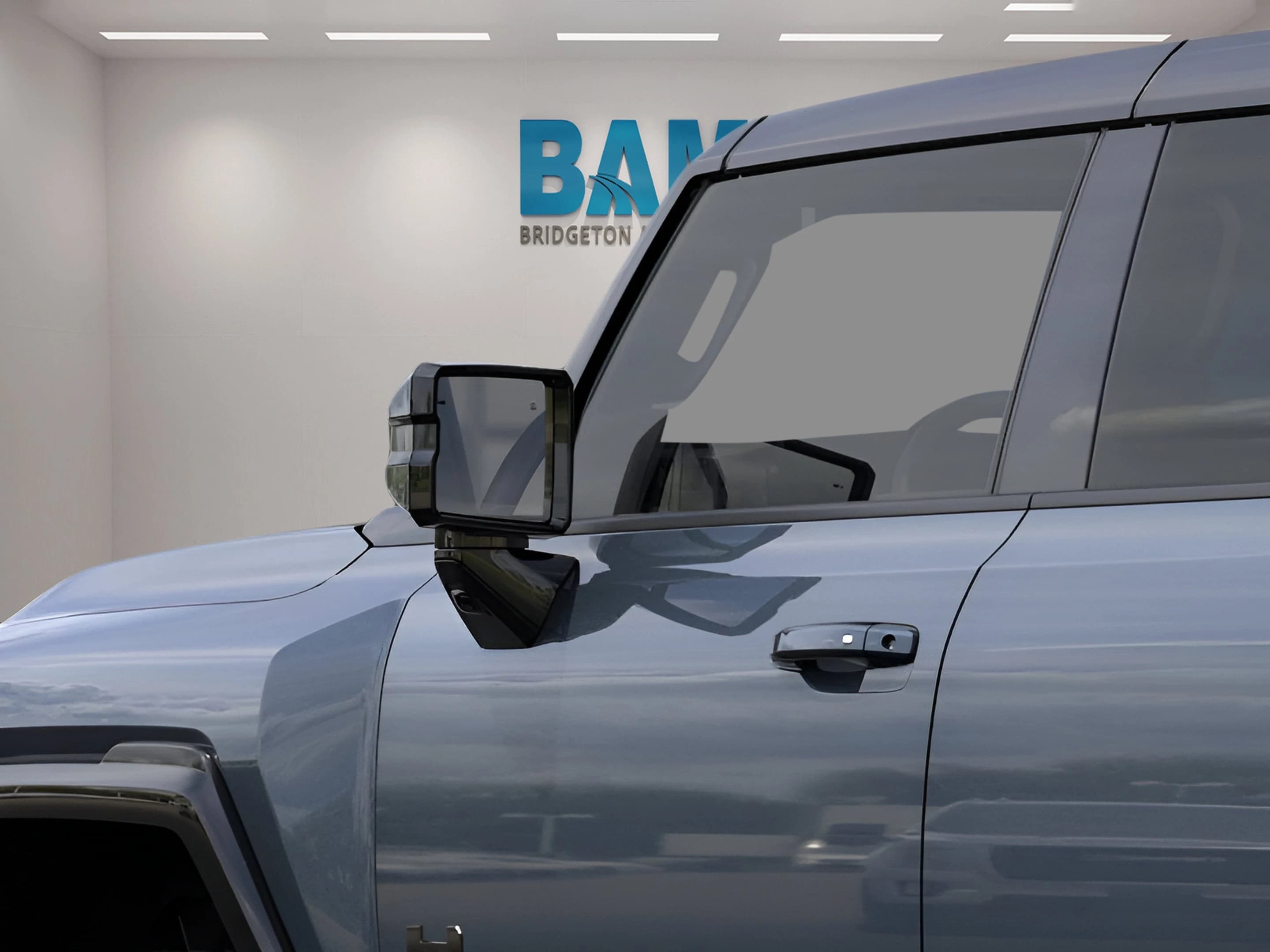 GMC HUMMER EV SUV 2X e4WD 4dr 2025 — side view
