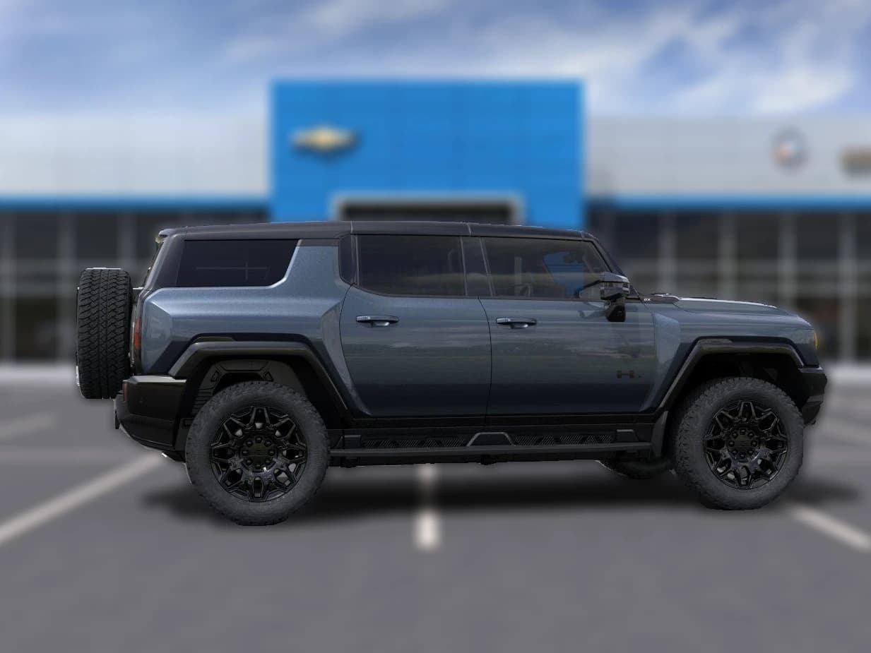 GMC HUMMER EV SUV 2X e4WD 4dr 2025 — side view