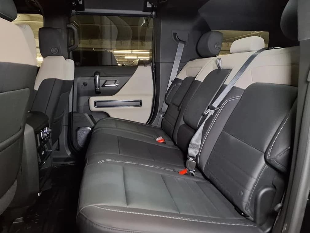 GMC HUMMER EV SUV 2X e4WD 4dr 2026 — side view