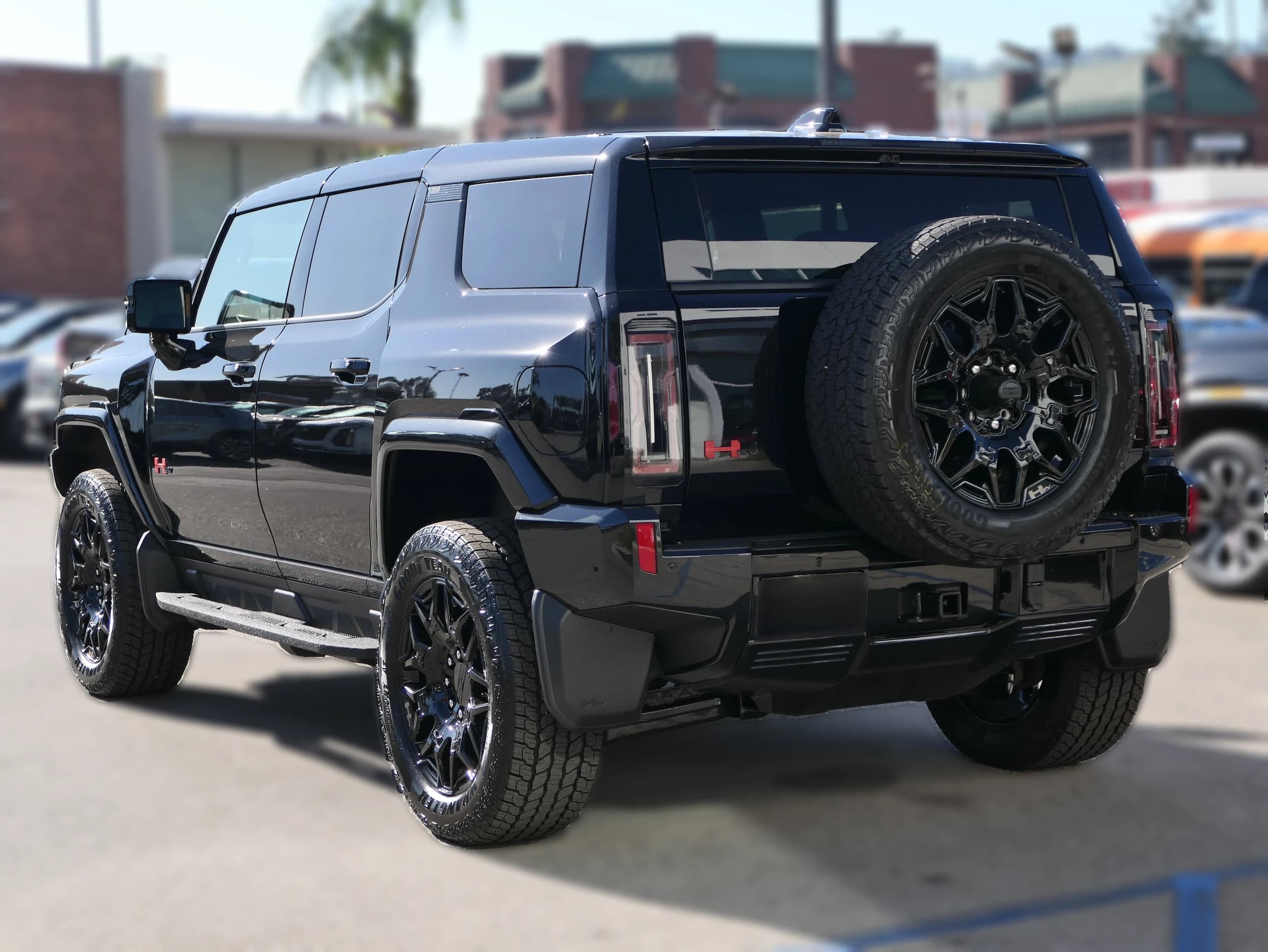 GMC HUMMER EV SUV 2X e4WD 4dr 2026 — side view
