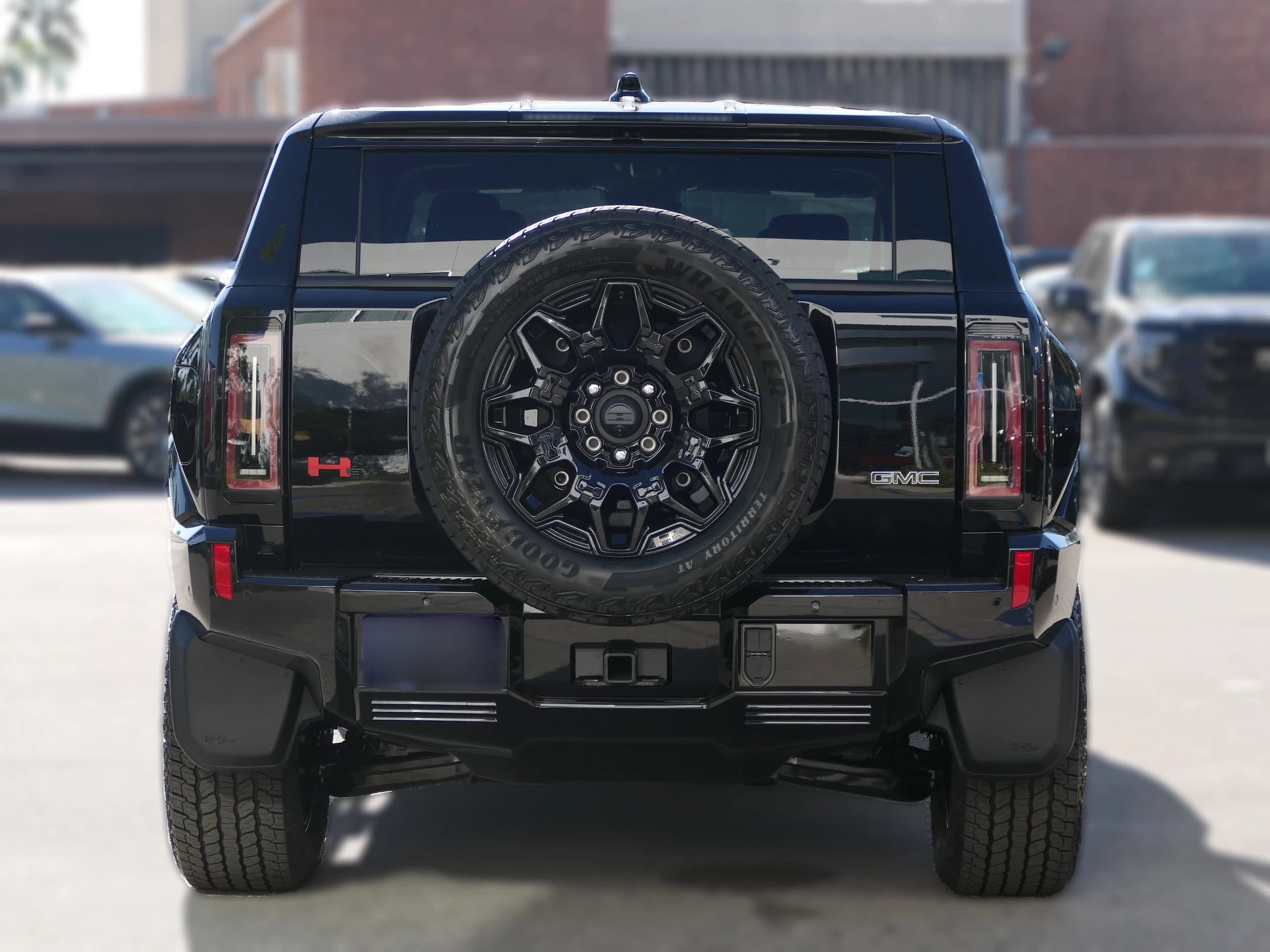 GMC HUMMER EV SUV 2X e4WD 4dr 2026 — side view