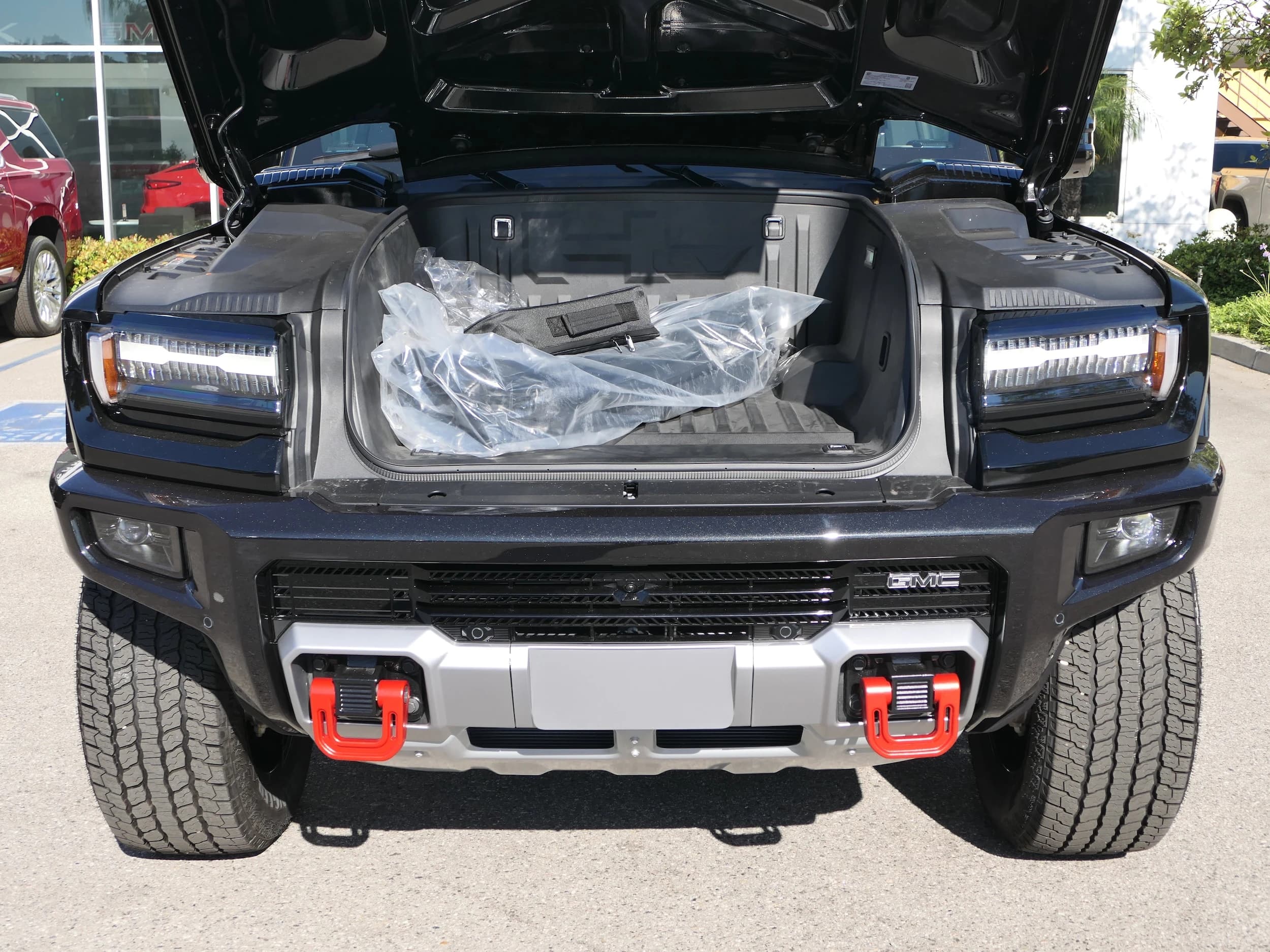 GMC HUMMER EV SUV 2X e4WD 4dr 2026 — side view