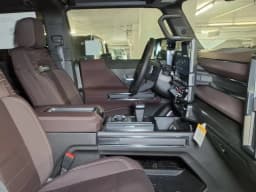 GMC HUMMER EV SUV 2X e4WD 4dr 2026 — side view