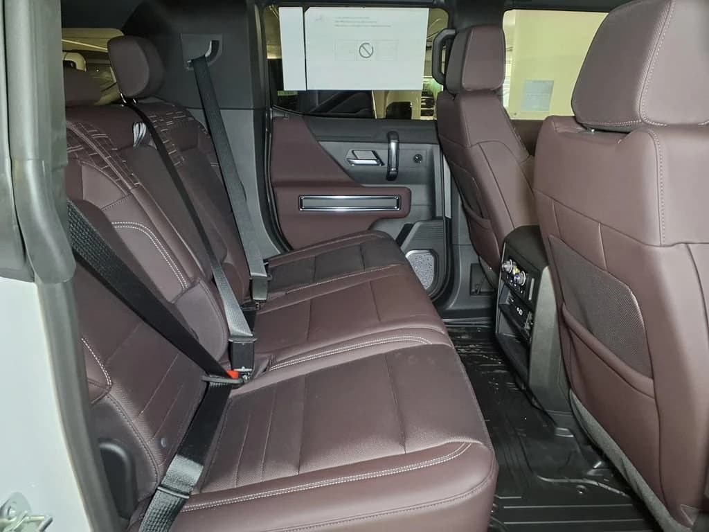 GMC HUMMER EV SUV 2X e4WD 4dr 2026 — side view
