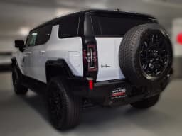 GMC HUMMER EV SUV 2X e4WD 4dr 2026 — side view