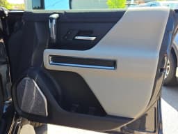 GMC HUMMER EV SUV 2X e4WD 4dr 2026 — side view