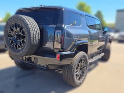 GMC HUMMER EV SUV 2X e4WD 4dr 2026 — side view
