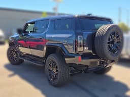 GMC HUMMER EV SUV 2X e4WD 4dr 2026 — side view