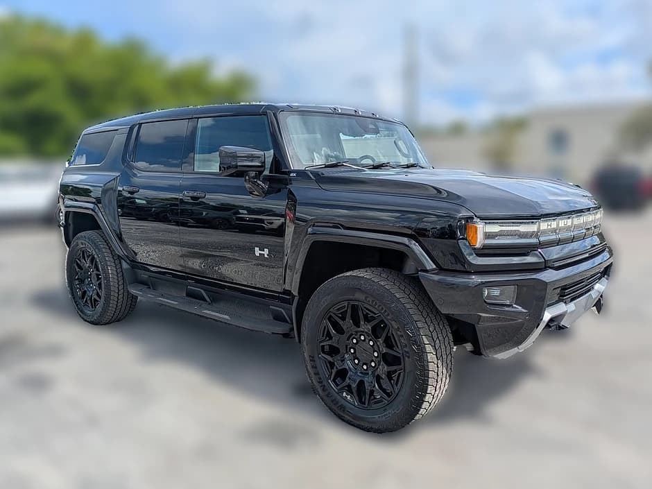 GMC HUMMER EV SUV 2X e4WD 4dr 2026 — side view