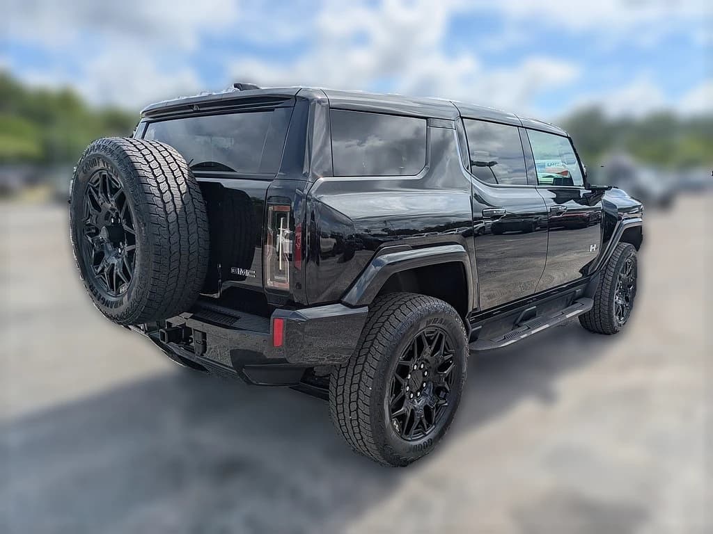 GMC HUMMER EV SUV 2X e4WD 4dr 2026 — side view
