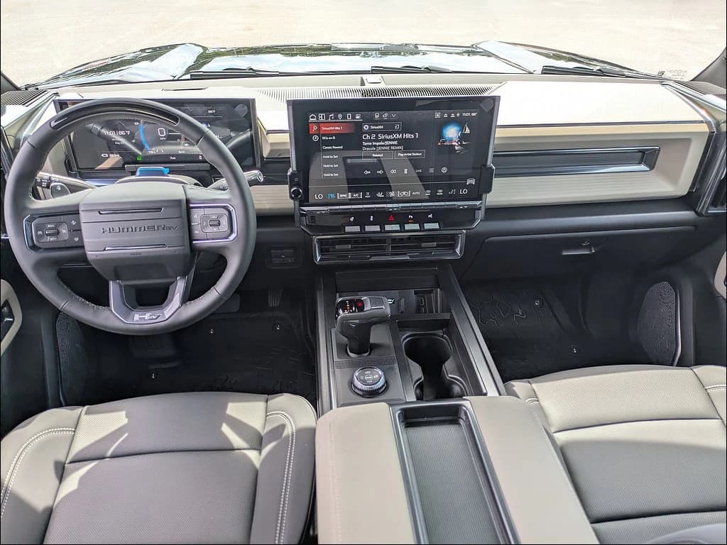 GMC HUMMER EV SUV 2X e4WD 4dr 2026 — side view